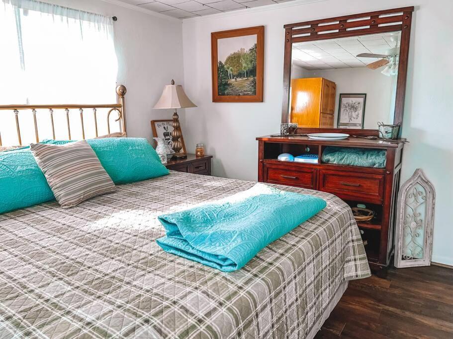 Quiet Farmhouse In The Country Close To Major Theme Parks Ridge Manor Ngoại thất bức ảnh